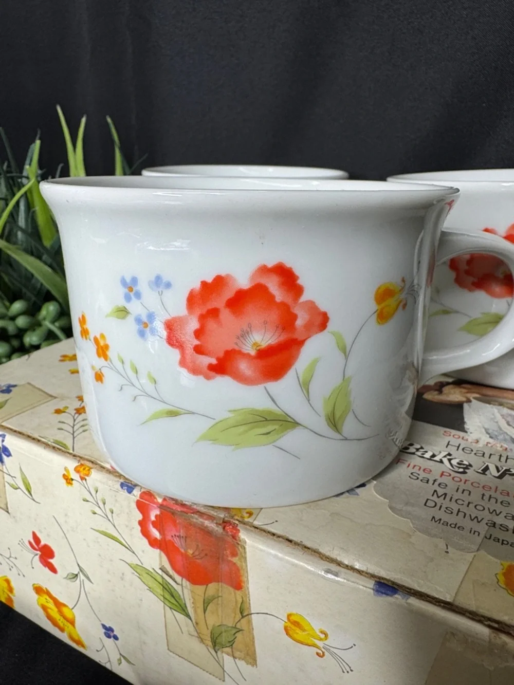 Set of 4 vintage Hearthside Bake N’ Serve Poppy Garden Floral 14oz soup mugs